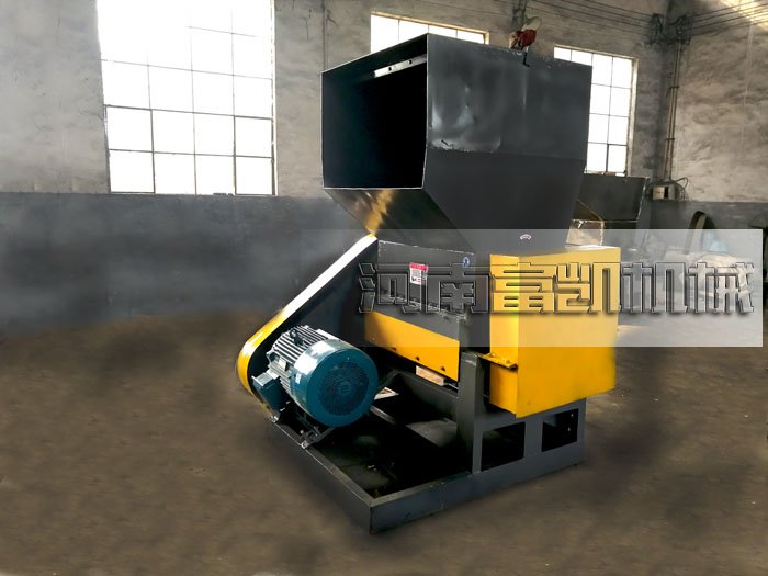 礦泉水瓶破碎機